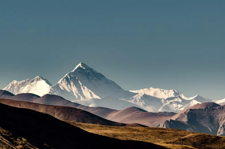 Mount Everest from the Himalayan Plate. Image from ISTOCK/GETTY IMAGES PLUS
